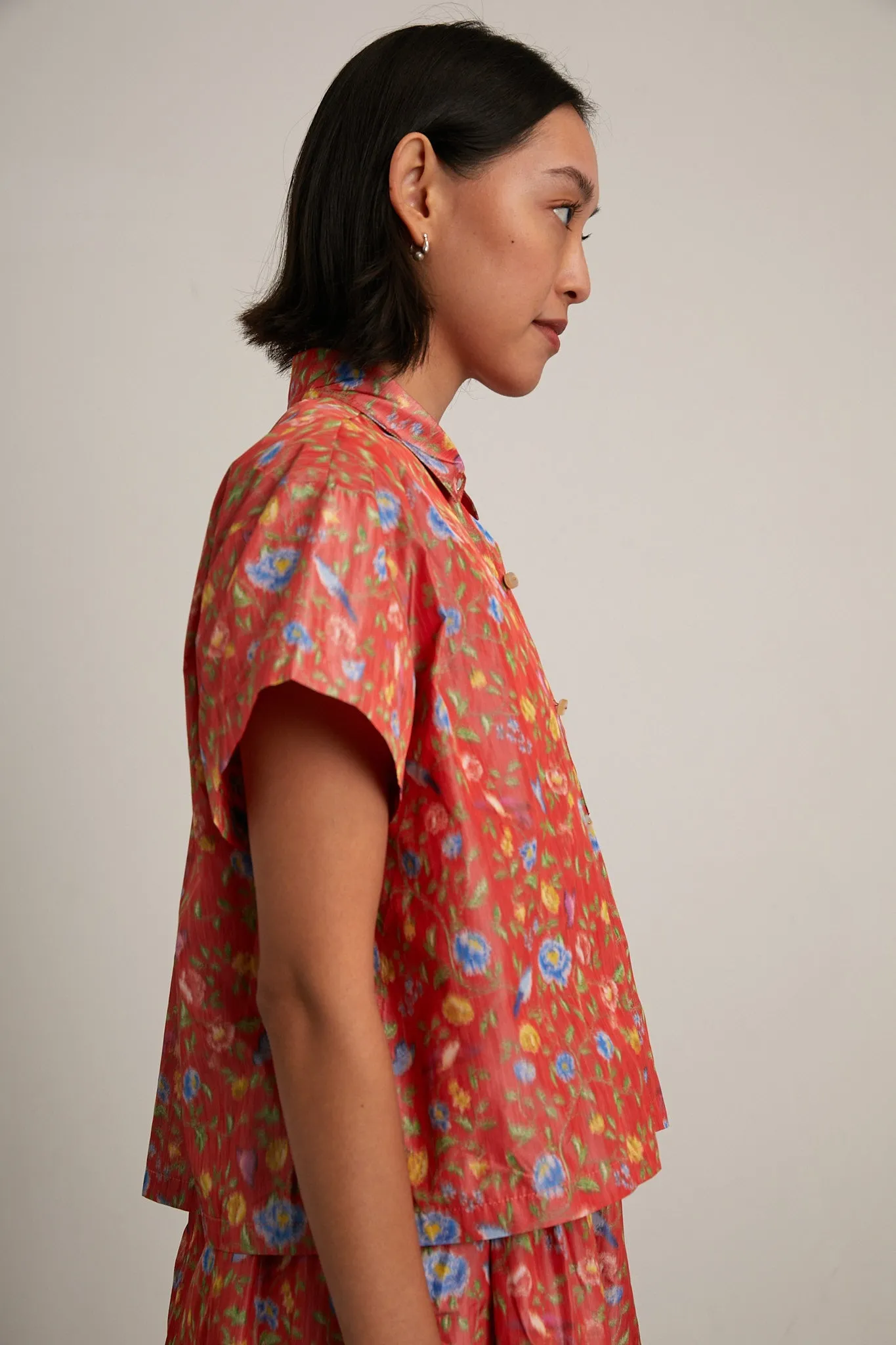 Corso Buttondown - Red Flower