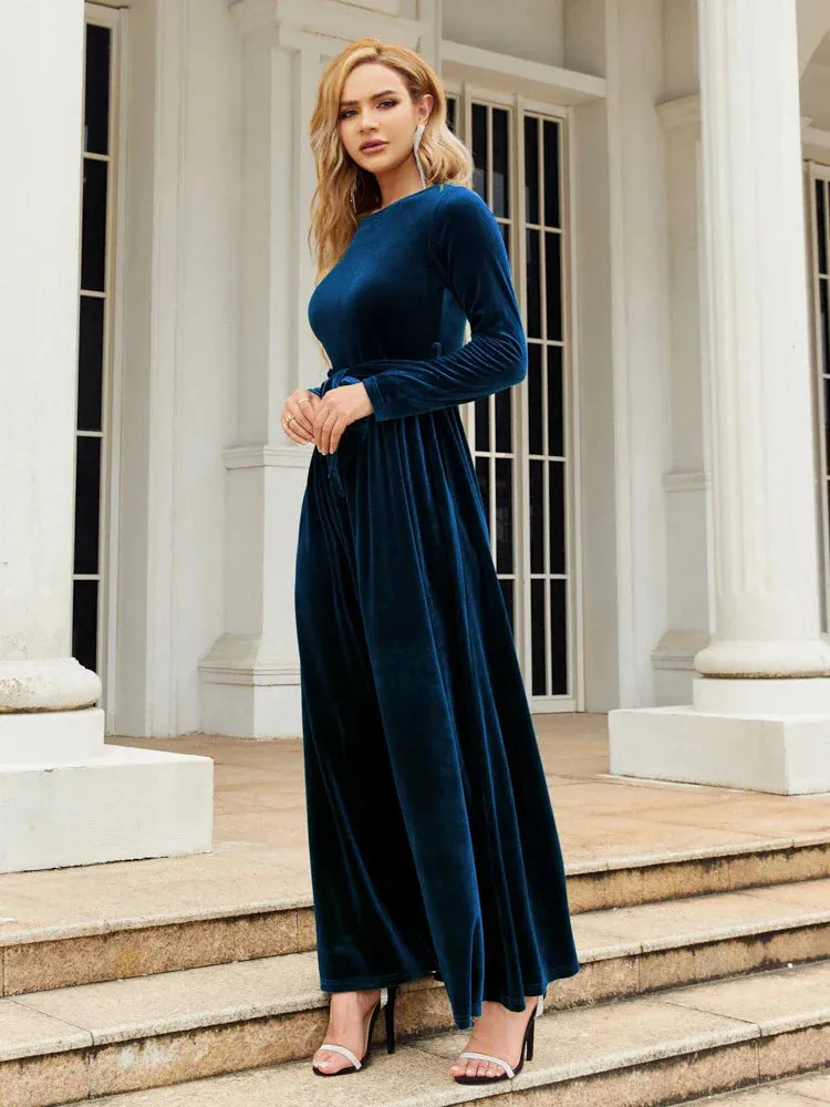 Dahlia | Luxurious Velvet Gown
