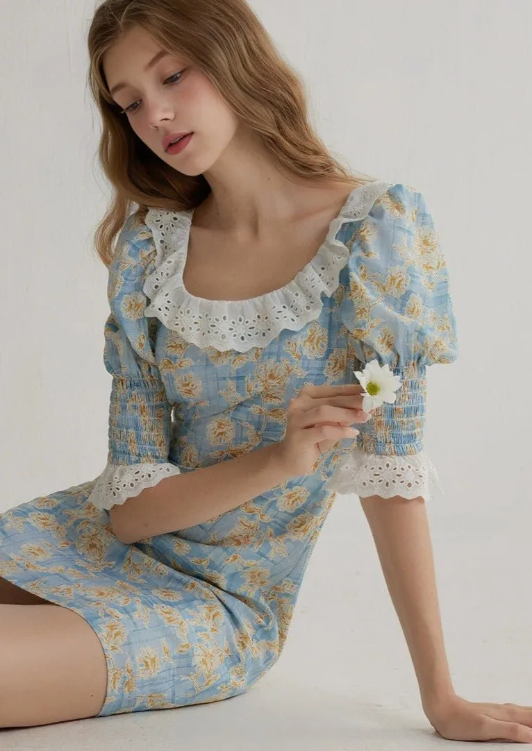 FLORAL LACE DRESS