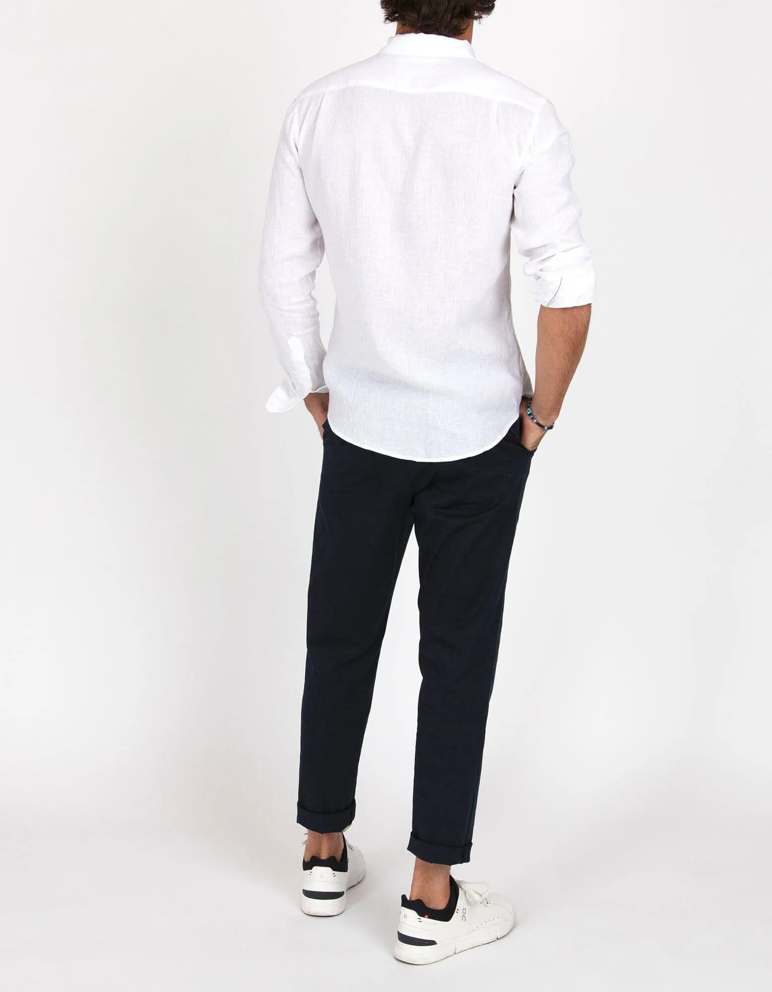 Harry L - 02. White