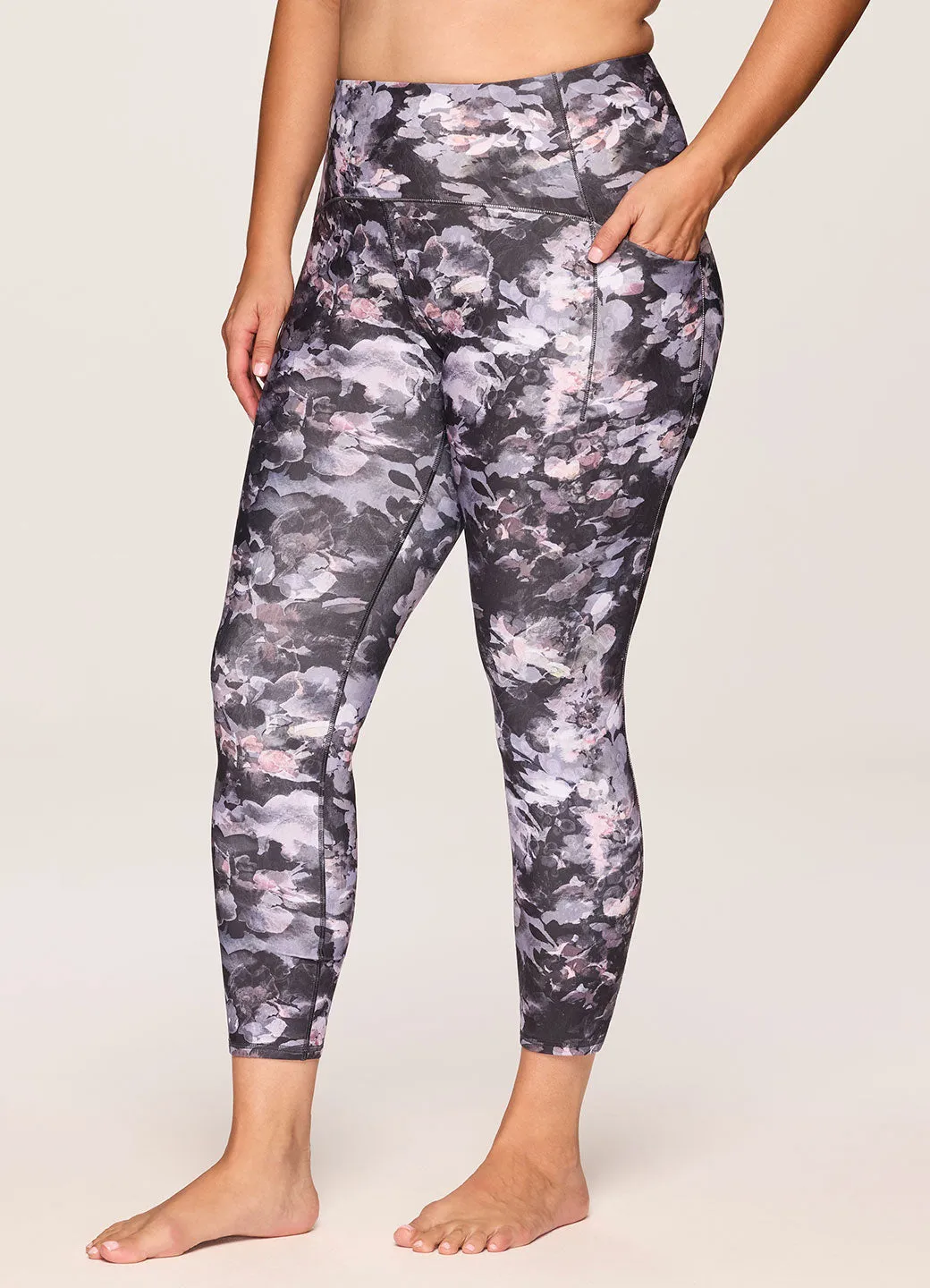 Plus Floral Recharge Tech Flex Legging