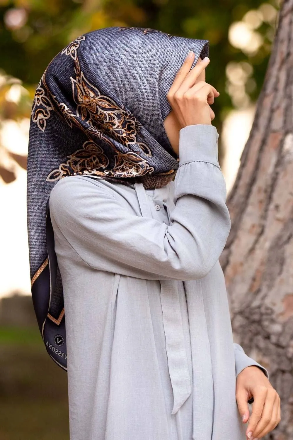 Vissona Nura Silk Twill Scarf No. 9